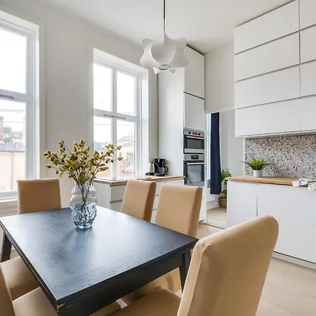 Private In 1 * Oslo
